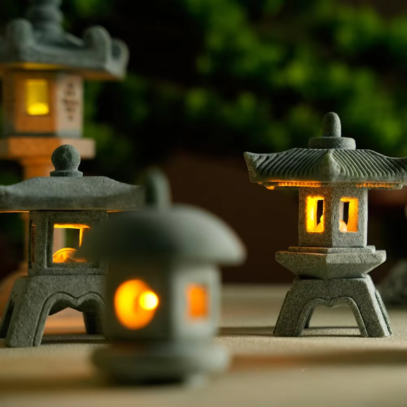 Mini Pagoda Lantern Light Gard - Outdoor Zen Lighting 评论和价格