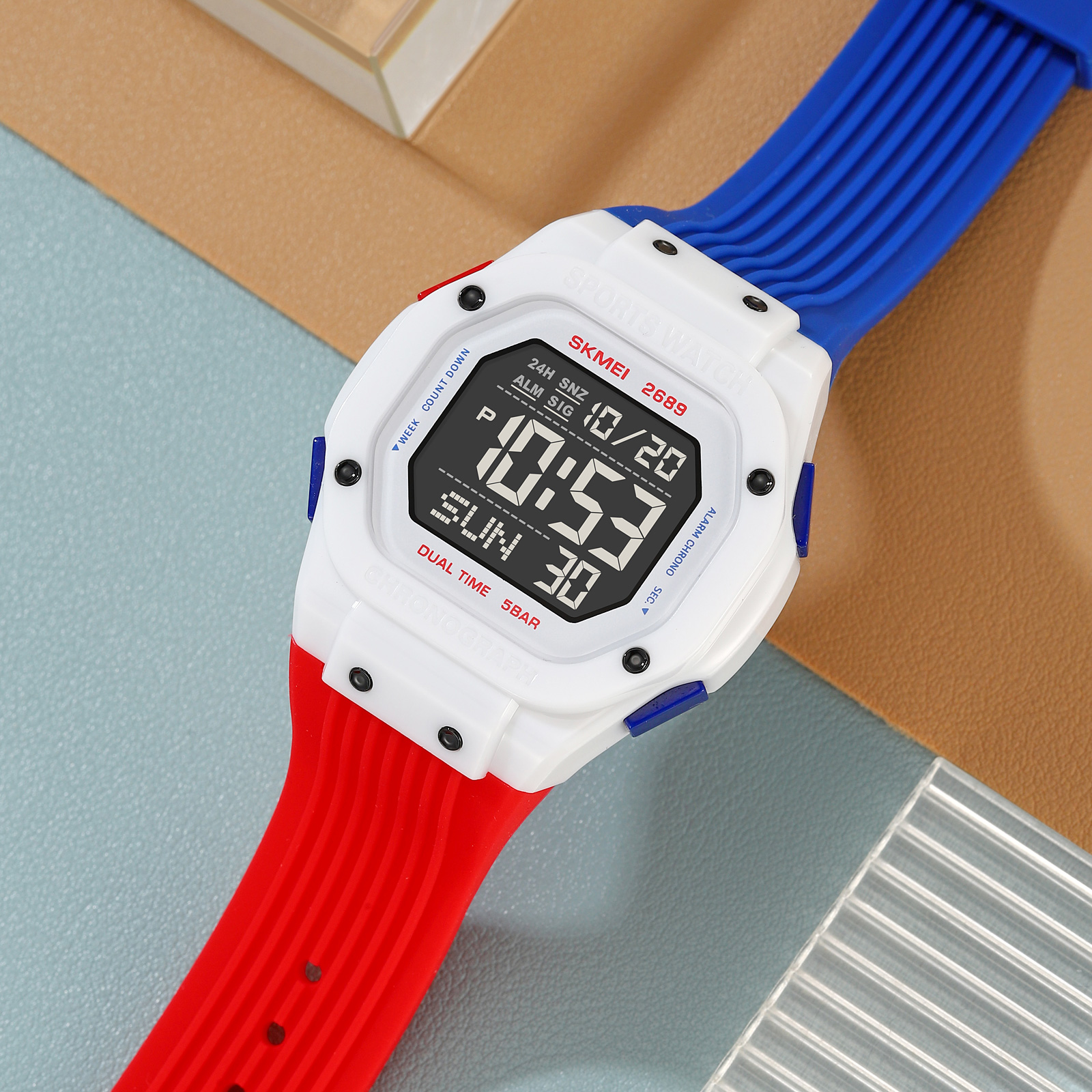 SKMEI 2689 Fashion Wristwatch  - Outdoor Lighting Zones 评论和价格